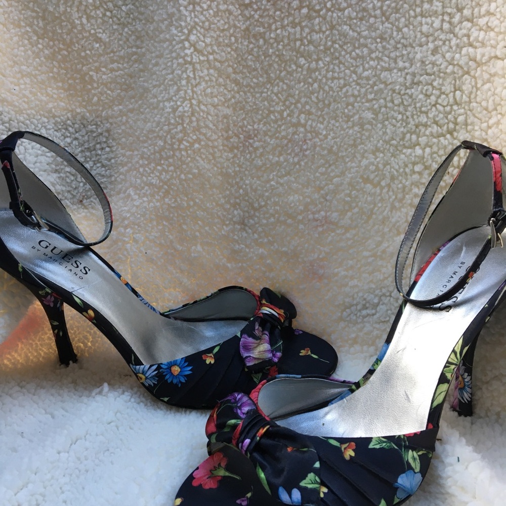 Beautiful floral shoes by Guess